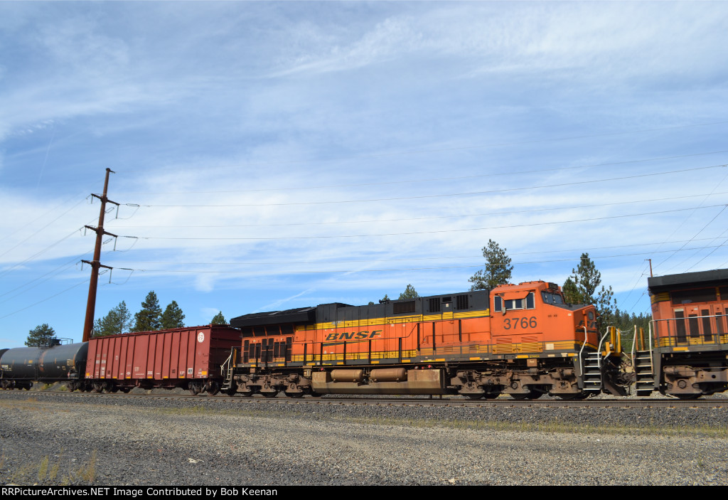 BNSF 3766